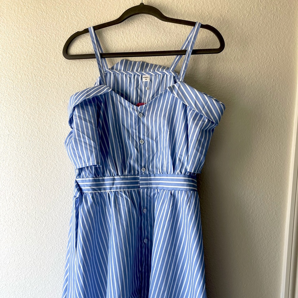 (3 for $19) New off shoulder striped dress in blue and white. Size M